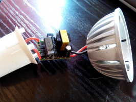 Jak opravit LED lampa sama