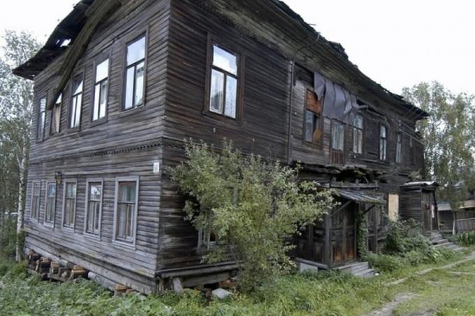Příkladem starého domu (image source - Yandex-obrázky)