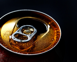 10 zajímavé vlastnosti Coca-Cola. Pokud jsou vlasy nalít nápoj, který bude