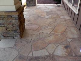 6 minusy podlahové krytiny z přírodního kamene